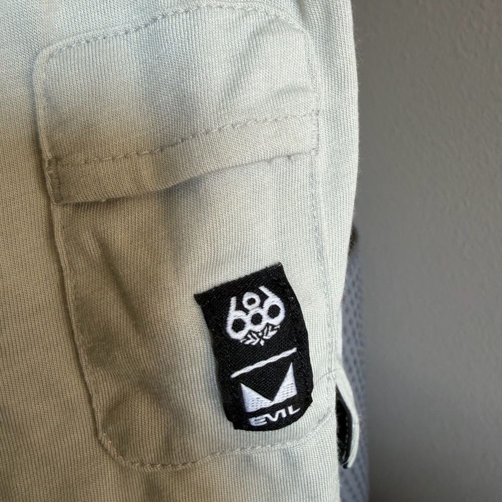 686 & Evil Bikes performance t shirt - Picture 4 of 4